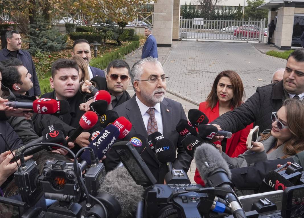 2025 asgari ücret için ilk toplantı başladı! İşte konuşulan zam senaryoları 4